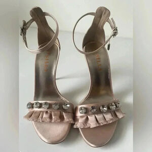 Le Silla Handmade Silk Nude Heels Size 6 NWOT